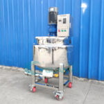 300kg per hour high quality laundry soap making machine Liquid soap mixer machine company
