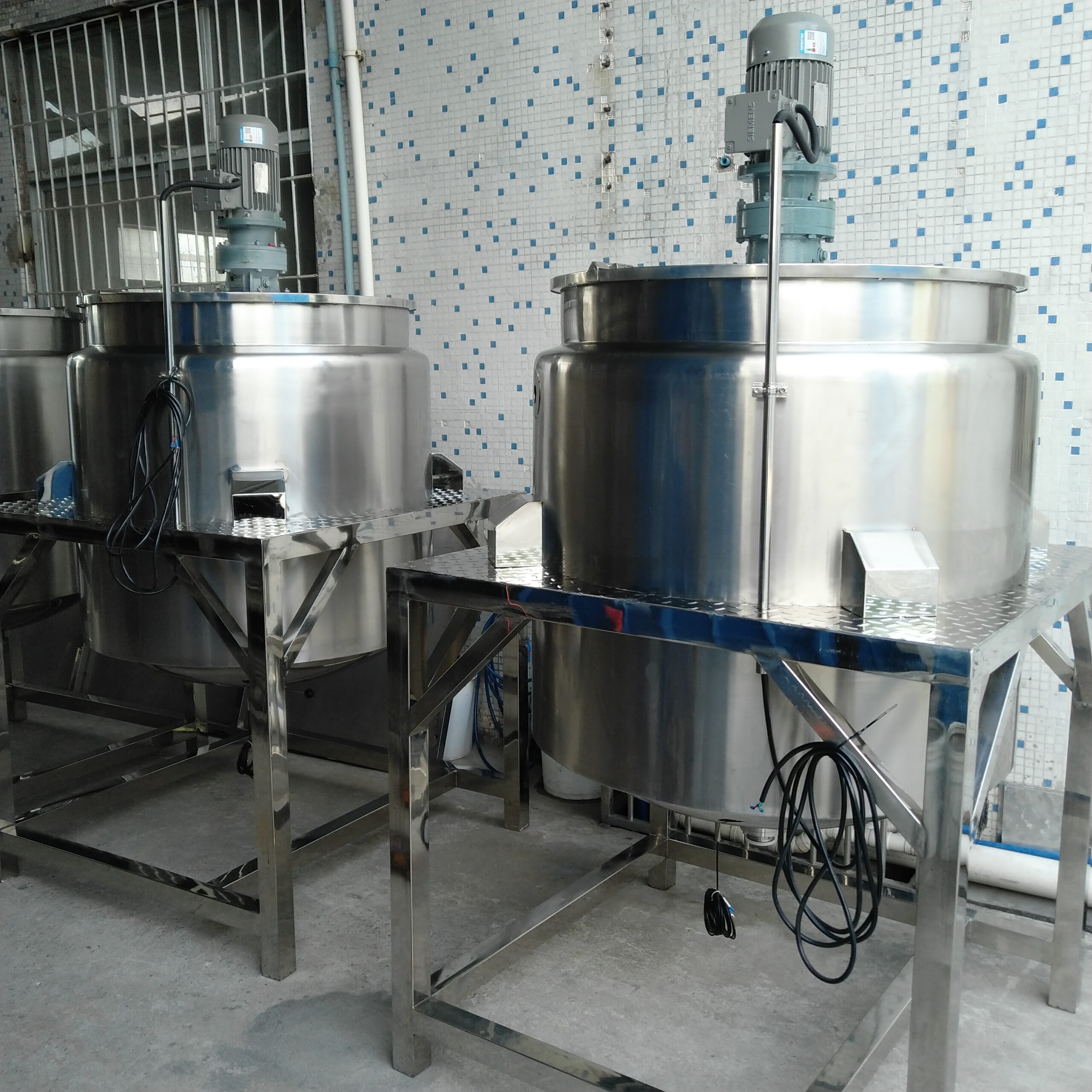 Best Liquid Soap Making Machine Cream Making Machine Liquid detergent mixer Company - GUANYU factory