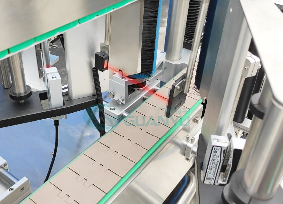 labeling machine for bottles