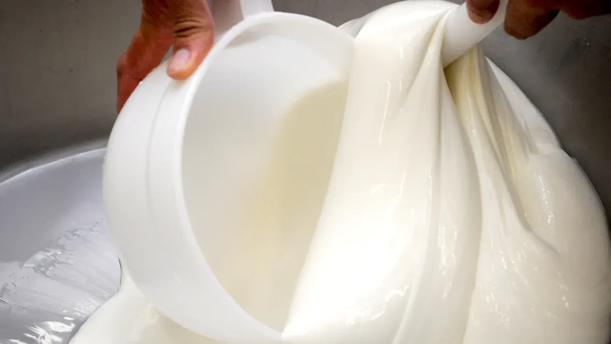 Homogenizer vacuum mixer: understanding speed, shear, and benefits 3 Shear and Product Quality